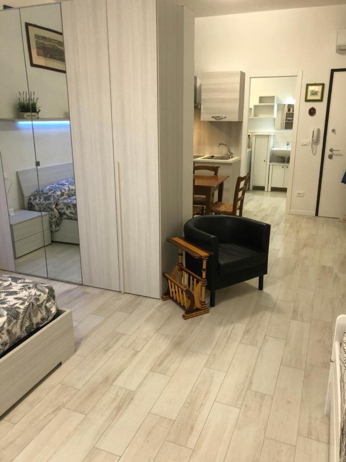Appartamento House Apartment Tabe Centro Bolonia Exterior foto
