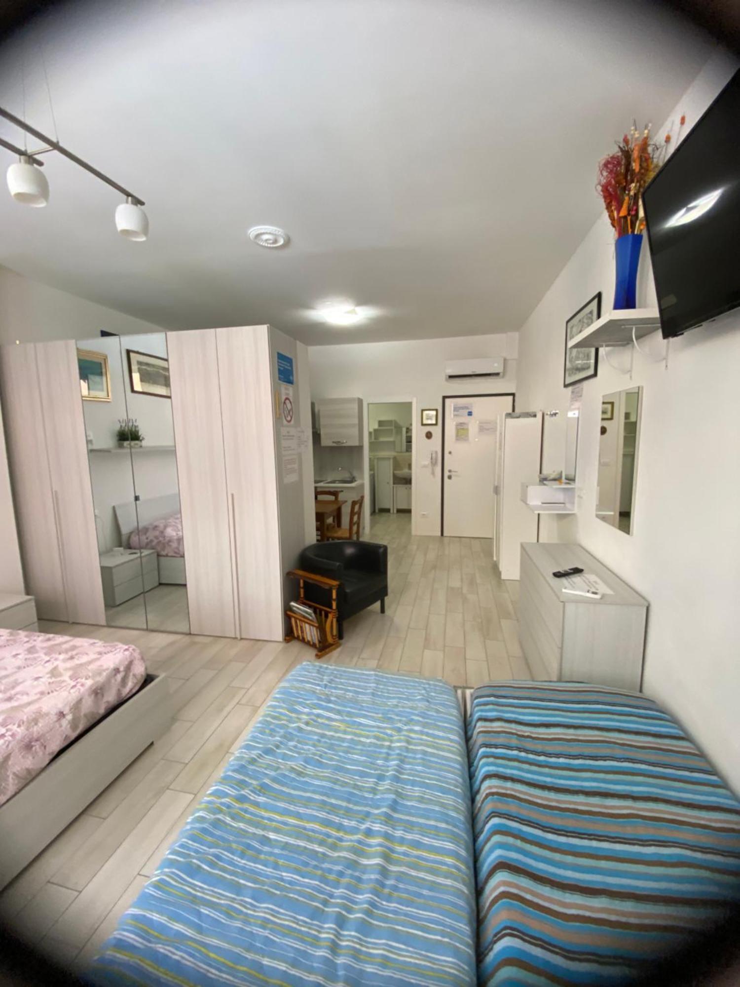 Appartamento House Apartment Tabe Centro Bolonia Exterior foto